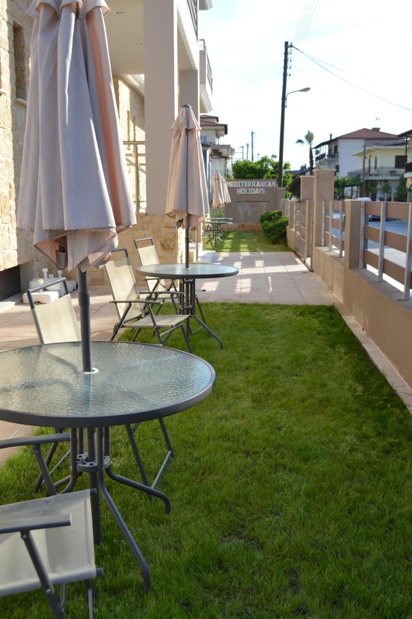 Mediterranean Holidays 伊里斯斯 外观 照片